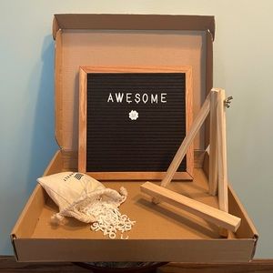 Felt letter board